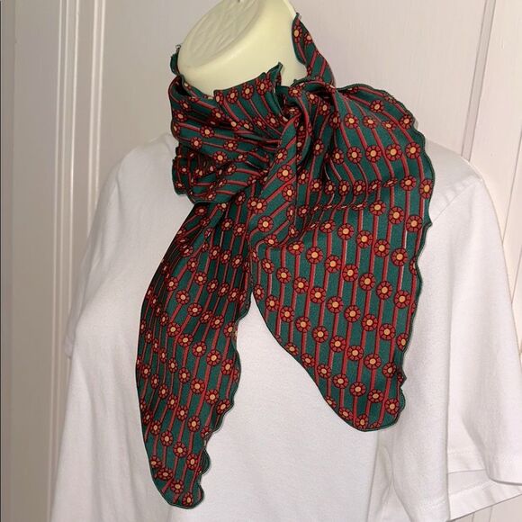 Vtg 70s/80s Green, Red & Yellow Circle & Striped Patterned Polyester Neck Scarf - Picture 1 of 4